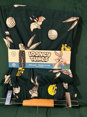 BNWT Warner Bros. Looney Tunes Men Green Sleep Pants with Yellow & White Print